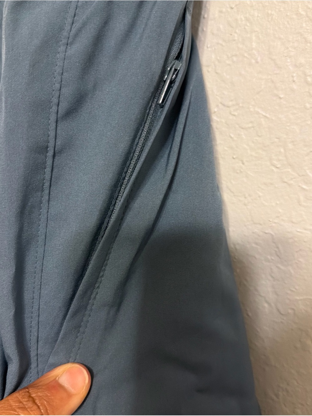 Old Navy Teal Blue Elastic Waist Drawstring Joggers - Picture 4 of 8